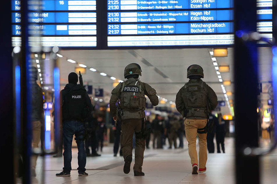 Der Düsseldorfer Bahnhof wurde evakuiert.