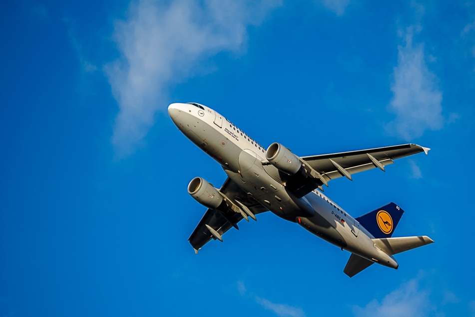 Der Ausfall beider Generatoren sorgte an Bord des Lufthansa-Airbus A319 kurz vor der Landung für Panik. (Symbolfoto)