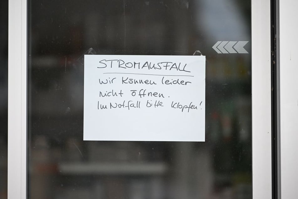 Der Stromausfall führte auch zur eingeschränkten Nutzung von Apotheken.