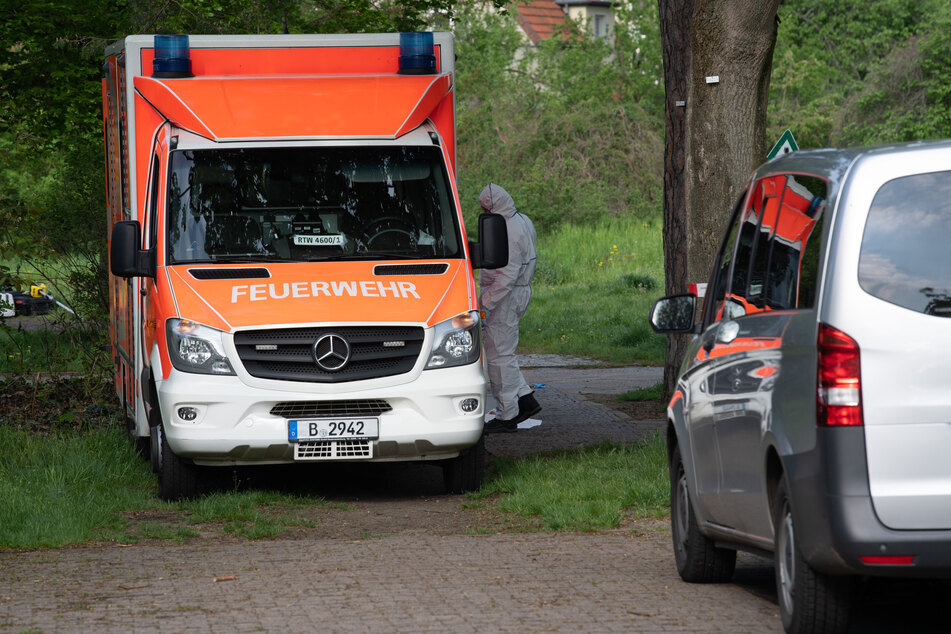 Versuche, den jungen Mann zu reanimieren, scheiterten.