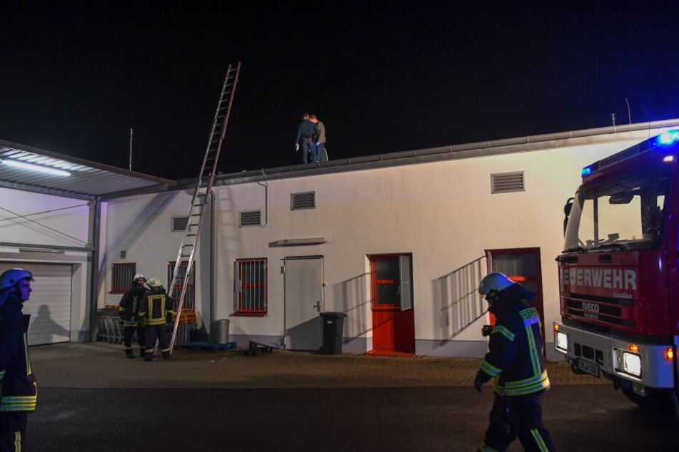 Unbekannte hatten versucht, sich Zutritt zu dem Schuhgeschäft in Hohenwarsleben zu verschaffen.