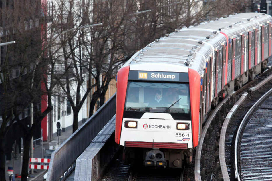 Die U-Bahn der Linie U3 fährt ab Montag wieder auf der gesamten Strecke. (Archivbild)
