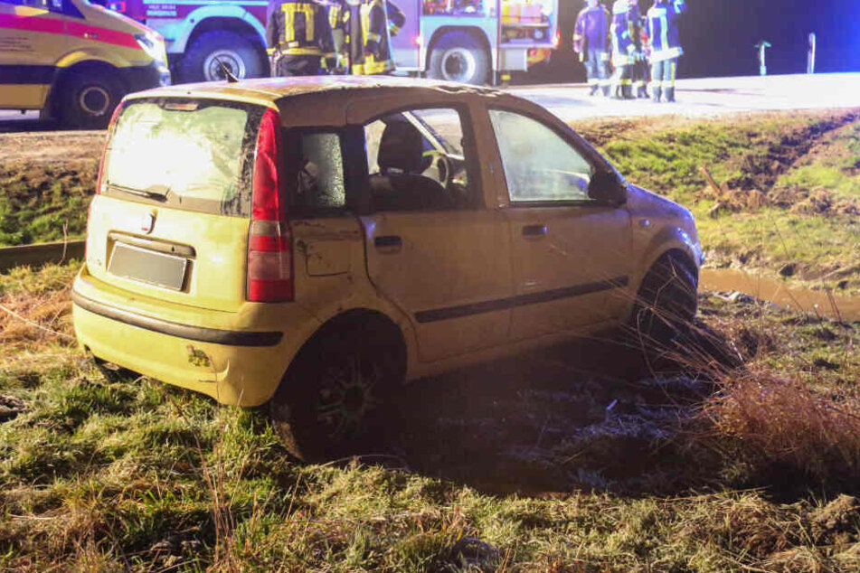 Glätte-Unfall? Frau überschlägt sich mit Fiat