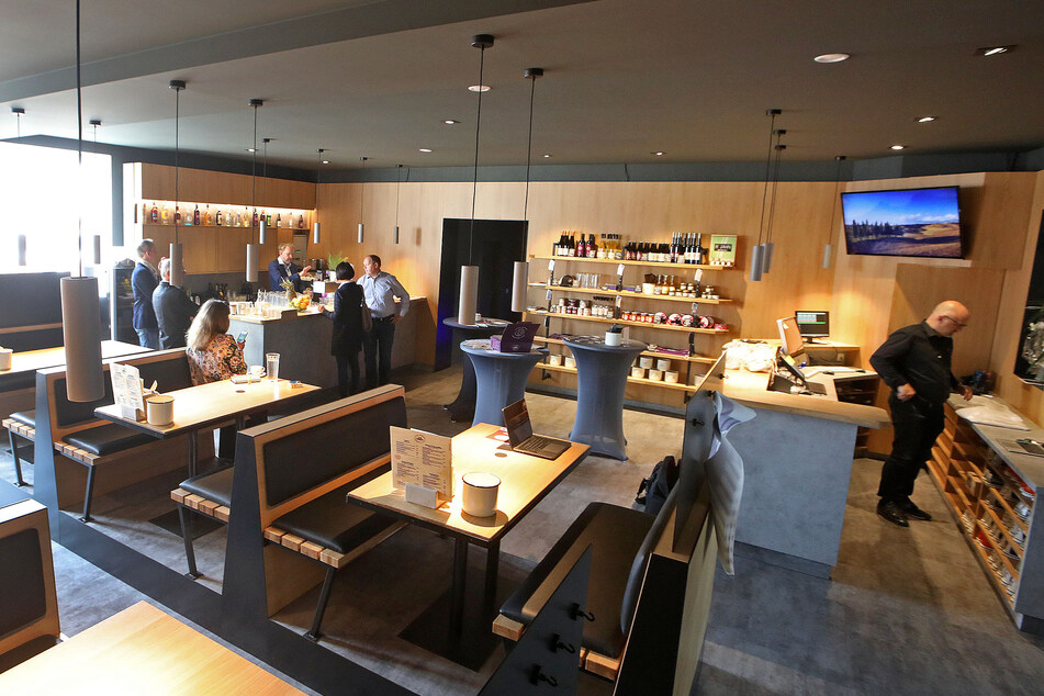 Das neue Restaurant präsentiert sich in edlem Ambiente.