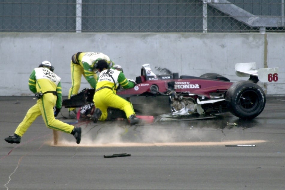 Bei einem Unfall auf dem Lausitzring in Brandenburg verlor Alessandro Zanardi 2001 beide Beine. (Archivfoto)