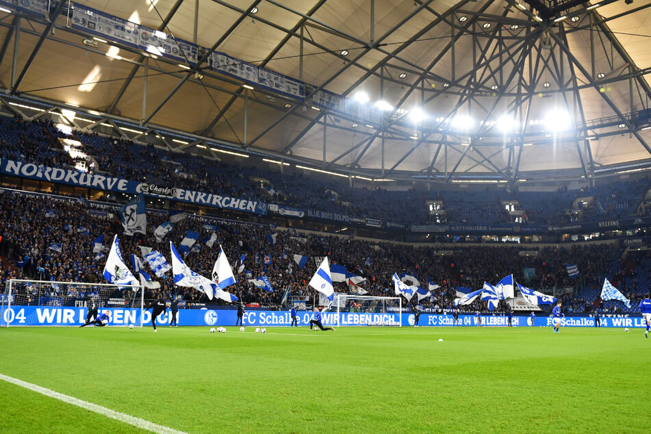 Am 23. Oktober gastiert Dynamo in der Veltins Arena auf Schalke - mal wieder ein Samstag-Abendspiel.