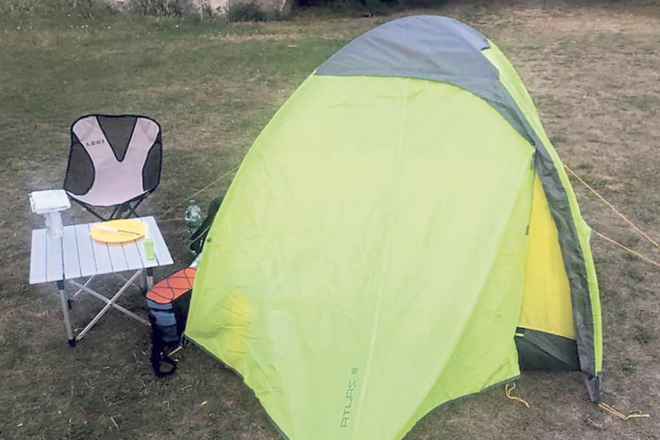 Zelt, Tisch, Klappstuhl - viel mehr braucht ein Paddler nicht..