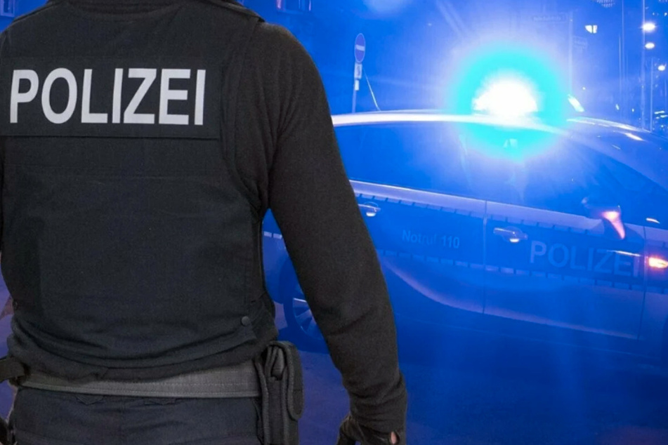 Per Haftbefehl gesucht: Polizei nimmt Reichsbürger in Wohnung fest