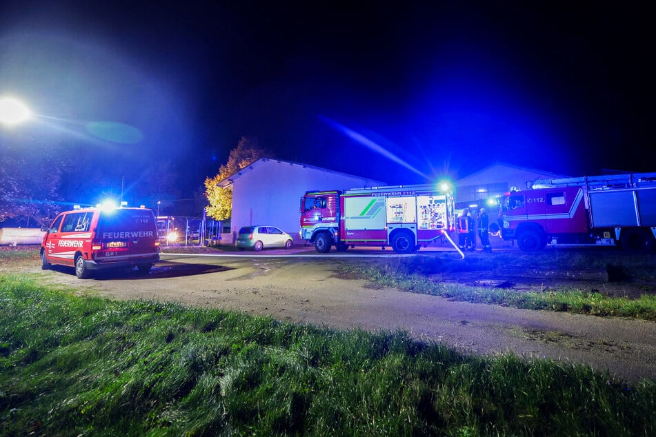 Die Feuerwehr musste in der Nacht zu einer Milchviehanlage in Langenchursdorf ausrücken.