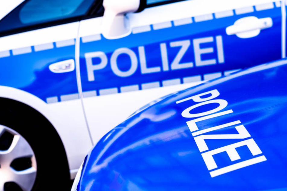Alle drei Männer erlitten leichte Verletzungen, teilte die Polizei mit. (Symbolbild)