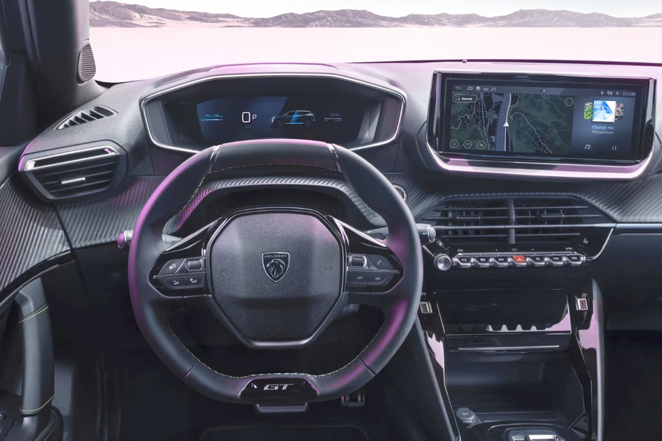PEUGEOT setzt auf edle, schwarze Elemente, die für eine hochwertige Optik sorgen. Abbildung zeigt Sonderausstattung, je nach Version erhältlich.
