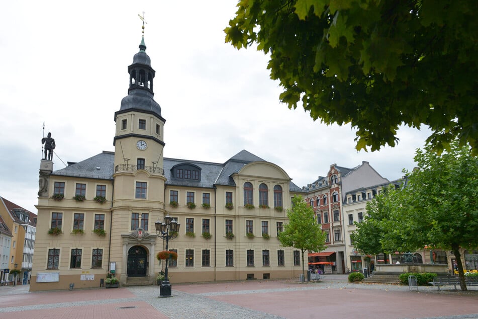 Das Rathaus in Crimmitschau gab eine Verkehrsmessung in Auftrag. Ergebnis: Der Verkehr auf der Lindenstraße sei nicht zu gefährlich, auch nicht zu laut.
