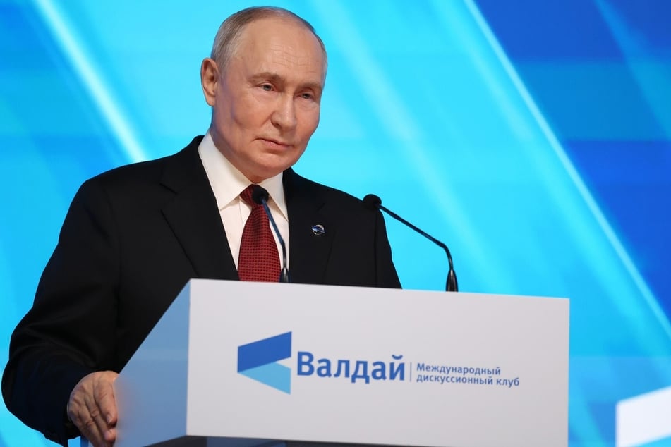 Russlands Präsident Wladimir Putin (73) droht der Nato bei einem Angriff auf Kaliningrad mit dem Einsatz "aller Arten von Waffen".