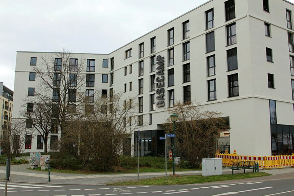 In diesem Leipziger Apartmenthaus sollen die Drogen portioniert und abgepackt worden sein.