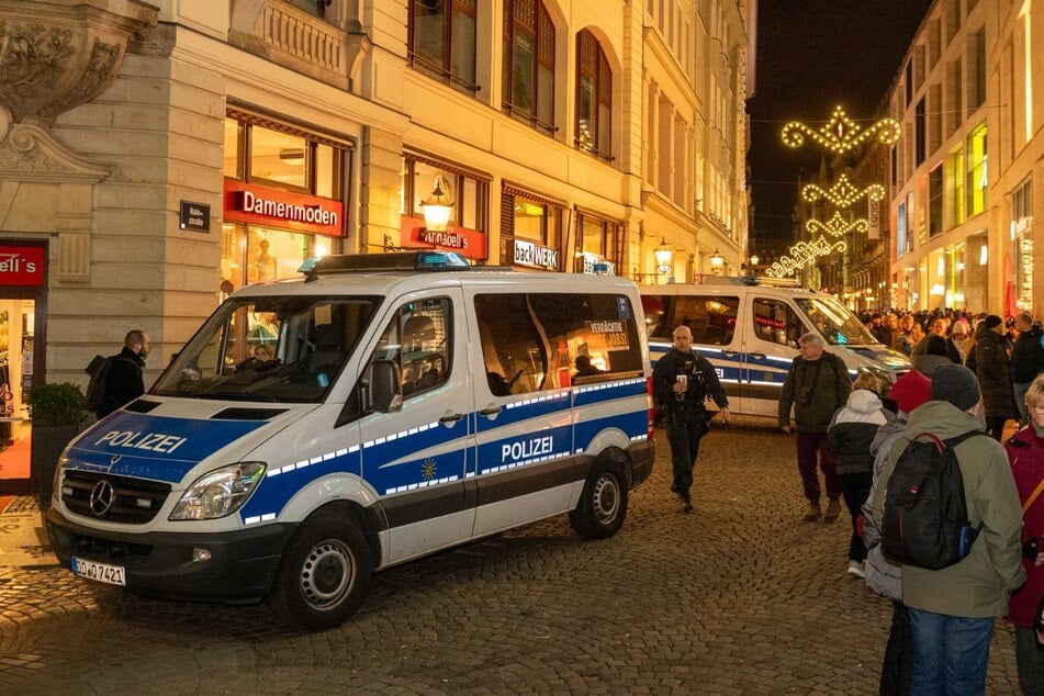 Die Polizei zeigte weiterhin in der gesamten Innenstadt Präsenz.