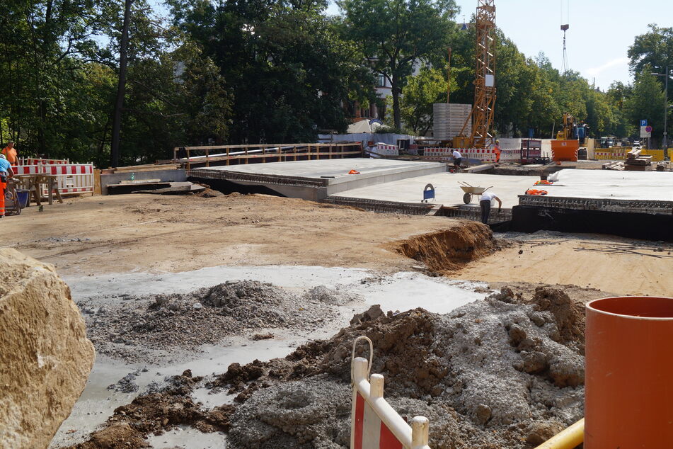Die Bauarbeiten an der Waldstraßenbrücke zogen sich über mehrere Monate. Nun steht die Freigabe kurz bevor.