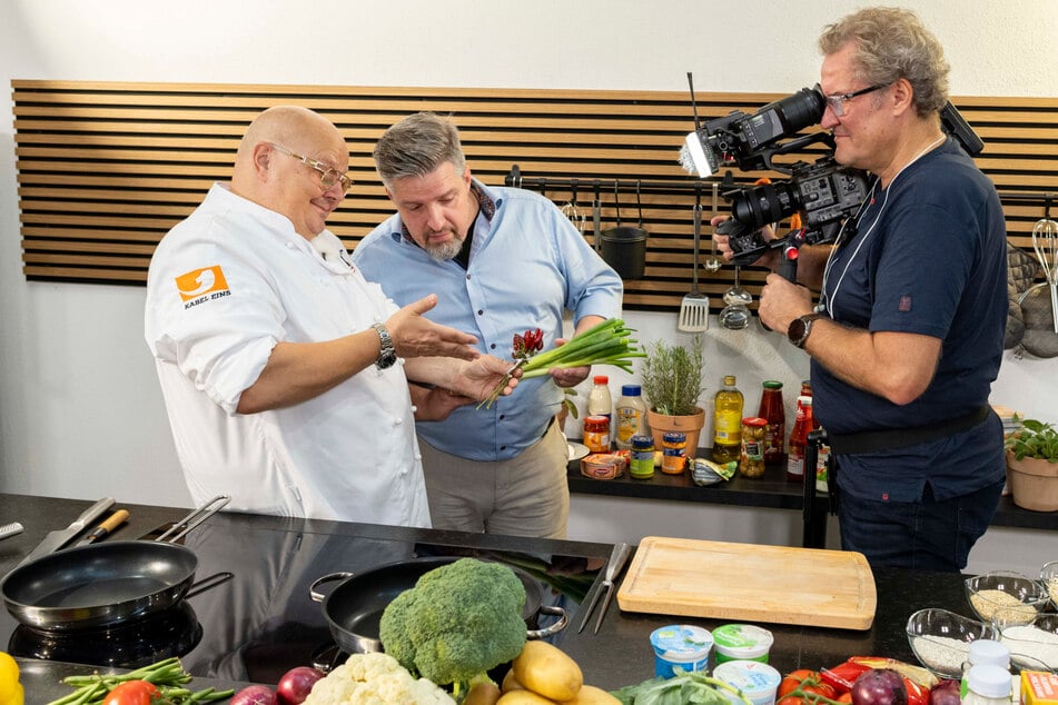 Dresden: Achim Müller und seine Kabel-Eins-Show: TV-Koch brutzelt jetzt mit Blick auf Dresden