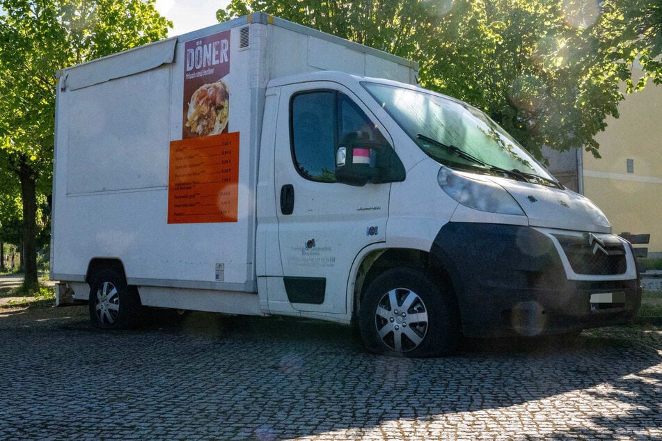 Seit zwei Wochen gibt es einen neuen Imbiss auf dem Hirschfelder Marktplatz.