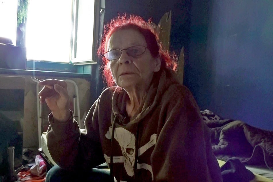 Ilse (67) berichtet über häusliche Gewalt.