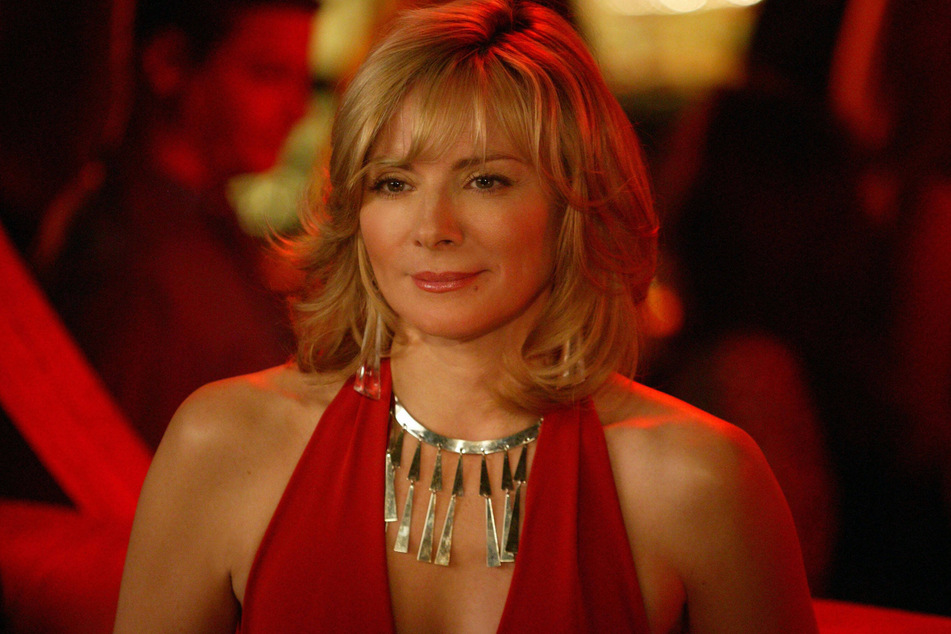 Kim Catrall's co-stars have weighed in on her exciting return as Samantha Jones in And Just Like That.