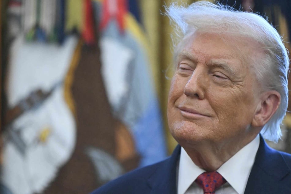 Trump is upbeat on Ukraine deal as US offers "NATO-like" security: "Closer now than we have been ever"