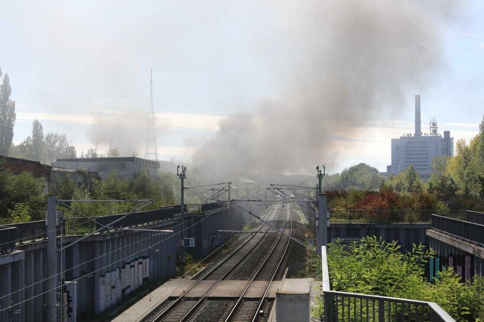 Im Gebäude der ehemaligen Gurkenfabrik brannte es am Montag.