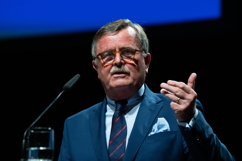 Frank Ulrich Montgomery (70) ist der Präsident der Bundesärztekammer und des Deutschen Ärztetages.