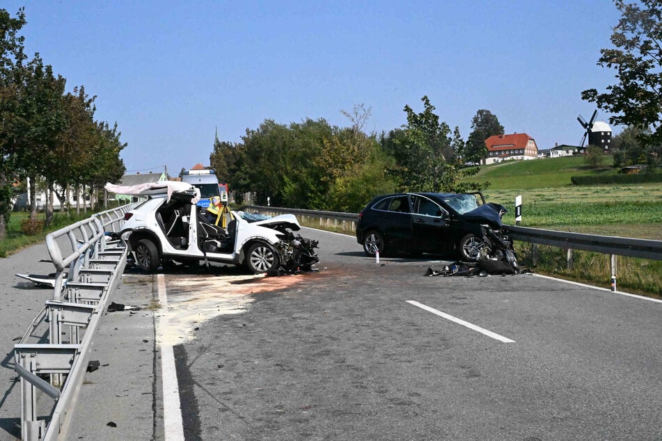 Kurz vor dem Ortseingang in Kottmarsdorf kam es am Donnerstagvormittag zu einem Horror-Crash.