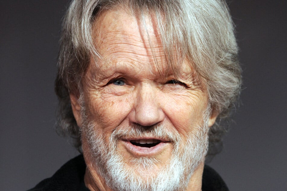 Country music legend Kris Kristofferson died at the age of 88, according to a Facebook post by his family.