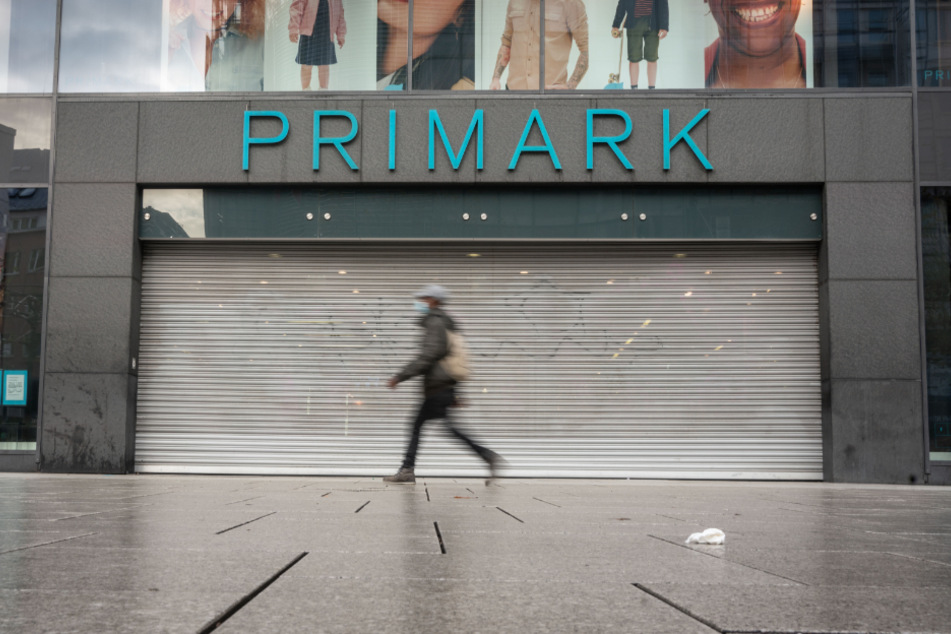 Geschlossen ist das Geschäft der Modekette Primark auf der Frankfurter Zeil (Archivfoto).