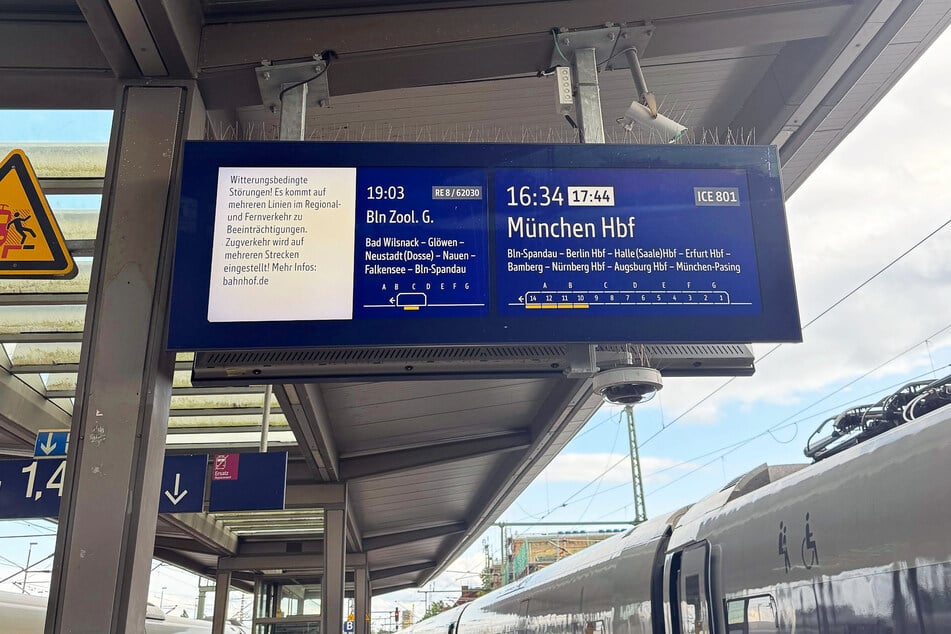 In Wittenberge im Nordwesten Brandenburgs strandeten zwei ICE.