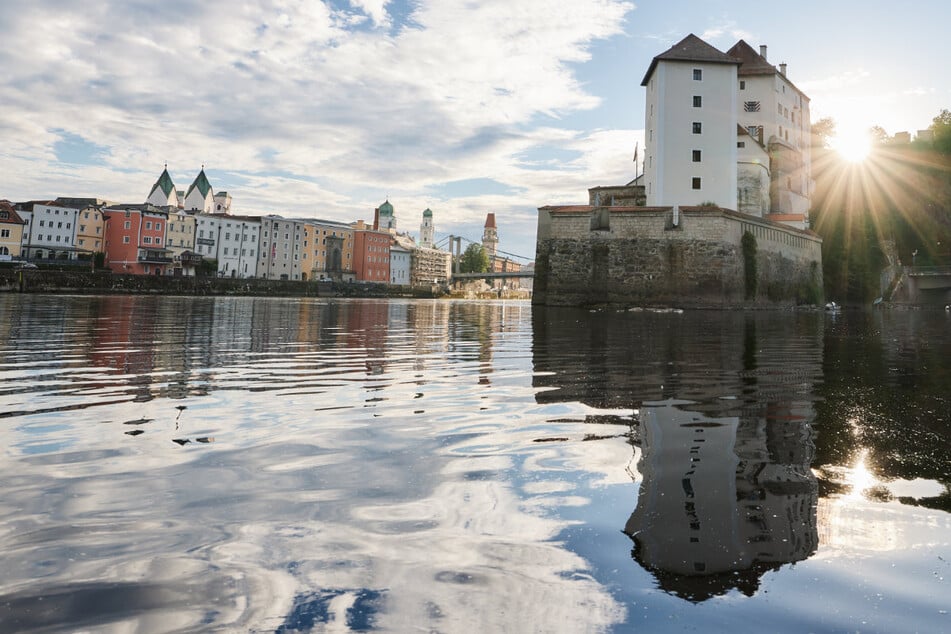 Bei gut ausgelasteten Flusskreuzfahrtschiffen fallen laut Experten täglich etwa 30 bis 40 Kubikmeter Abwasser an. Wie sehr wirkt sich das auf die Donau aus?