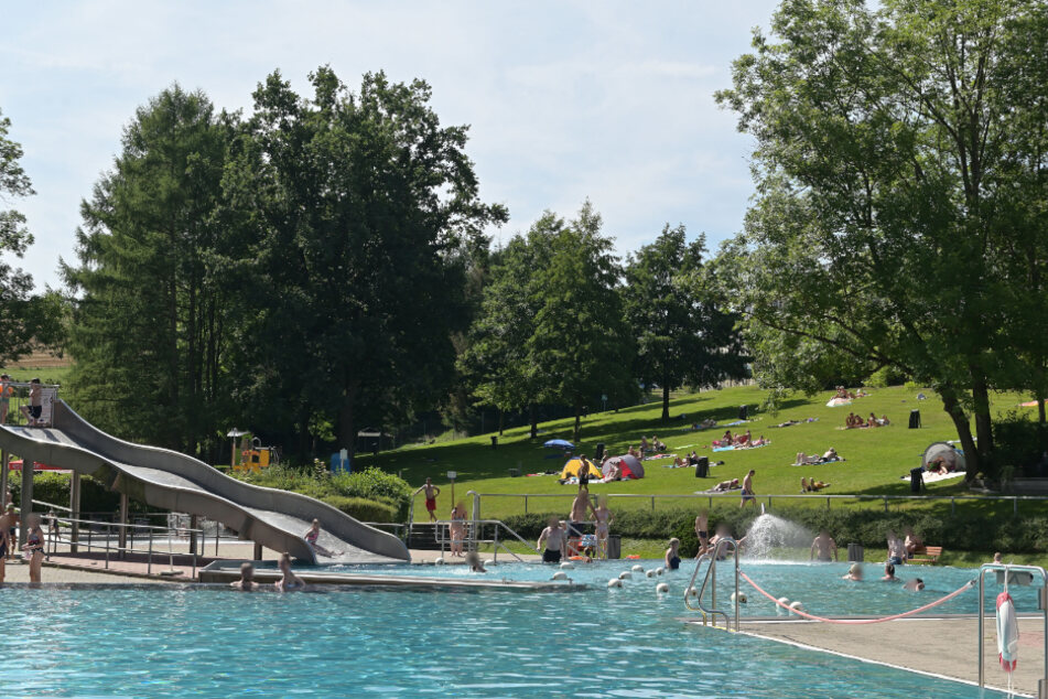 Das Freibad Einsiedel schließt am heutigen Montag eher. Grund dafür ist ein Stromausfall.