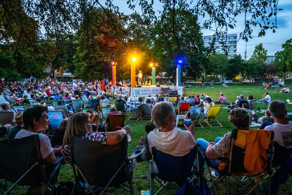 Gemütliche Atmosphäre beim Parksommer Chemnitz. (Archivbild)