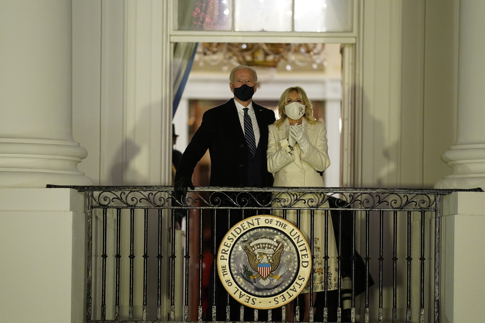 Joe Biden (78) und First Lady Jill (69) auf dem Balkon im Weißen Haus.