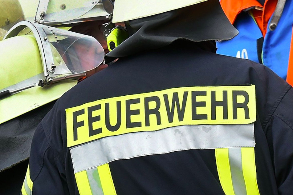 Unfall A9: Lkw fängt auf der A9 Feuer: 100.000 Euro Schaden