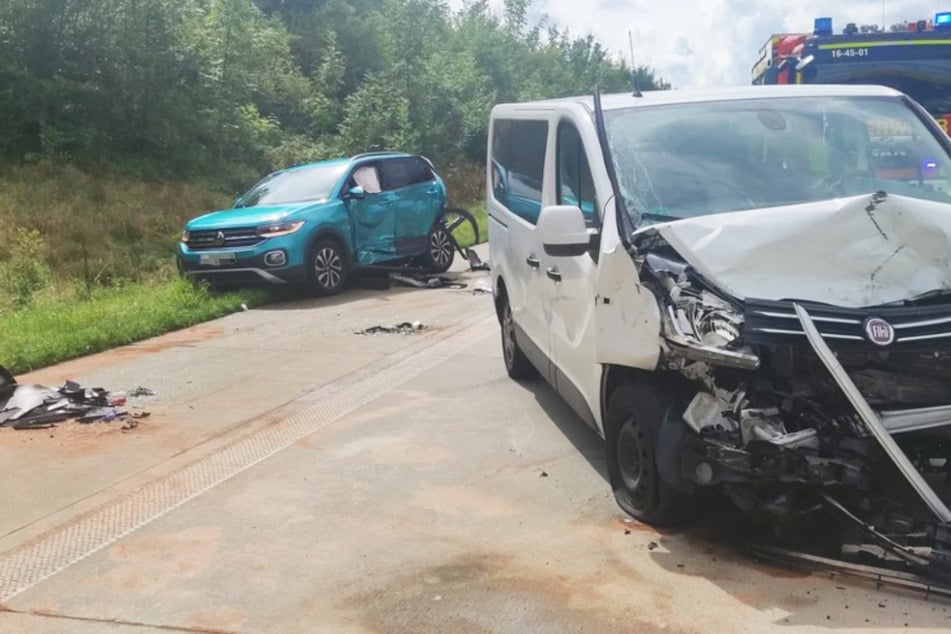 Unfall A4: Mehrere Unfälle auf A4: Acht Verletzte, darunter drei Kinder