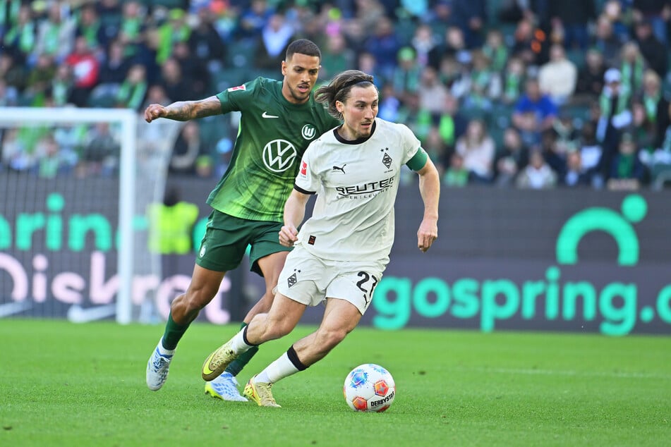 Krankheitsbedingt verpasst Rocco Reitz (23, vorne) seine Verabschiedung im Borussia-Park.