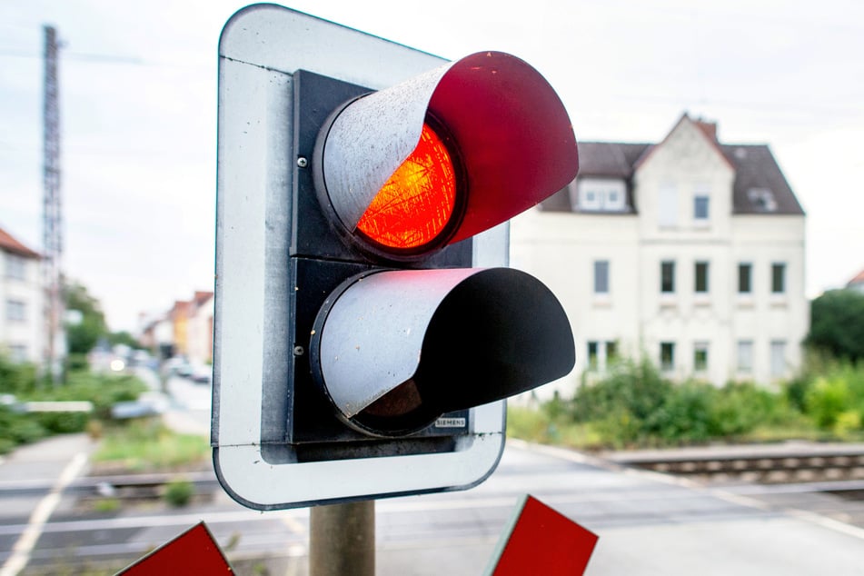 Die Ampel zeigte vor dem Unglück auf Rot. (Symbolbild)