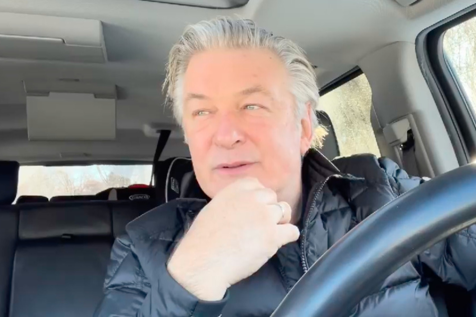 Alec Baldwin released an Instagram video saying he "1000%" plans to work with law enforcement on the warrant to search his phone.
