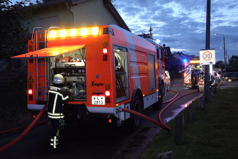 Die Feuerwehr rückte am Sonntagabend in den Leipziger Stadtteil Sellerhausen-Stünz aus.
