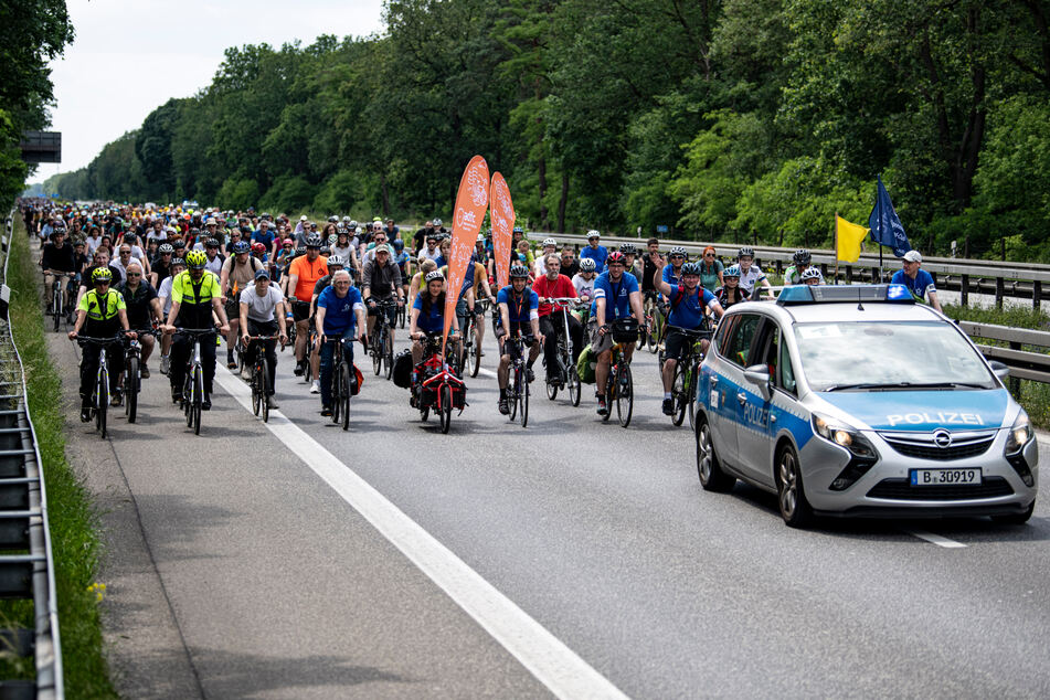 Riesige Klima-Aktion in Hessen: Tausende Radler am Sonntag auf "Sternenfahrt"