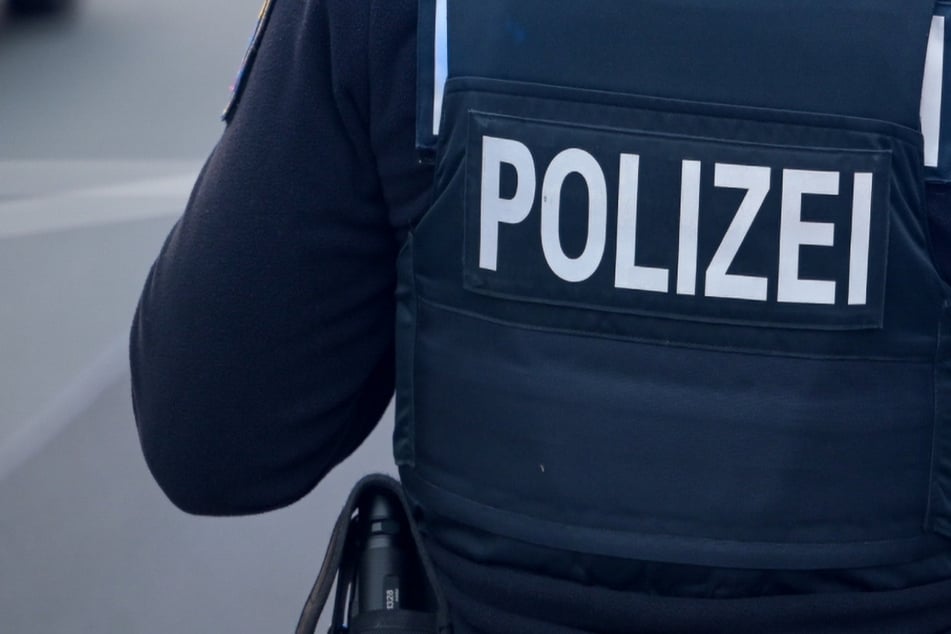 Die Polizei sucht nach der Tat nach Zeugen. (Symbolbild)