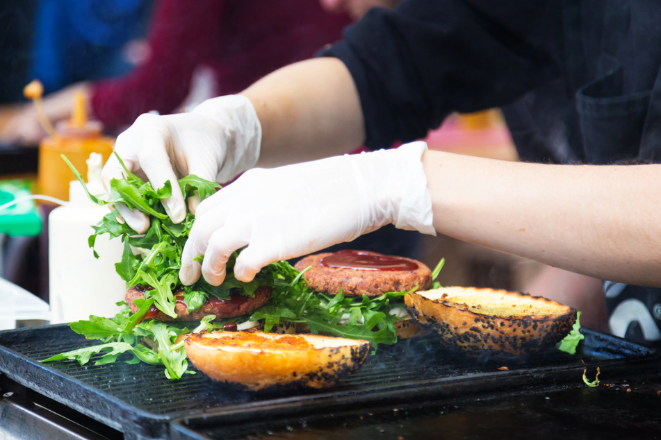 Beim Street Food Festival Stollberg könnt Ihr Euch unter anderem auf Insektenburger freuen. (Symbolbild)