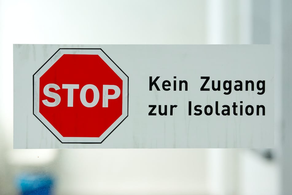 Wegen zu vieler Corona-Infektionen musste eine Münchner Klinik nun ihren Alltagsbetrieb einstellen.