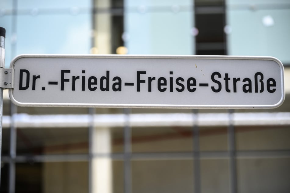 Dr. Frieda Freise ist im Chemnitzer Stadtbild vertreten.