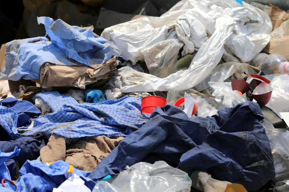 Das Gelände des Wertstoffhofes muss saniert werden. (Symbolbild)