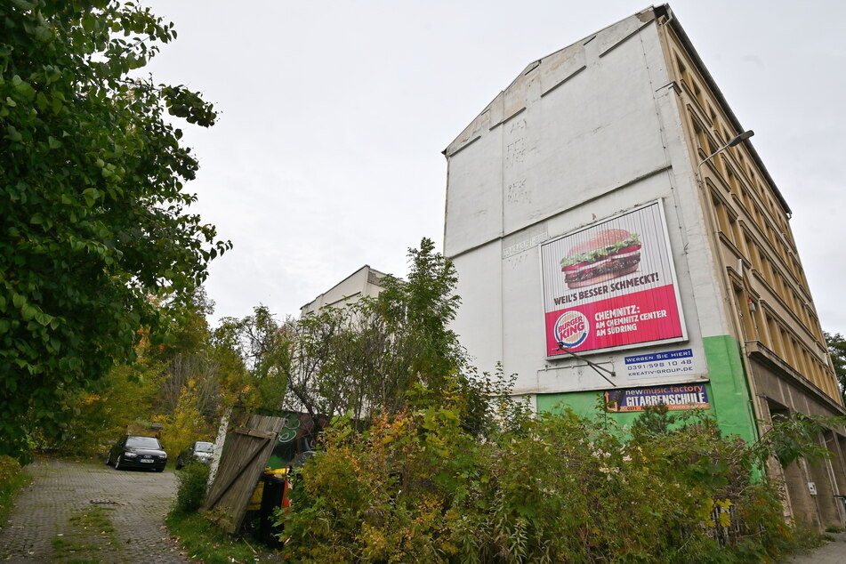 In diesem Hinterhof an der Theaterstraße soll es im November 2020 zum ersten Übergriff gekommen sein.