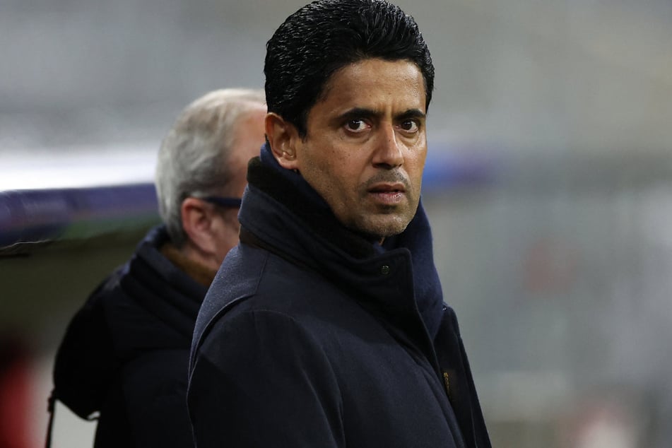 Zeigte sich wohl wenig begeistert von der Aktion der Bayern-Fans: der katarische Geschäftsmann Nasser Al-Khelaifi (51).