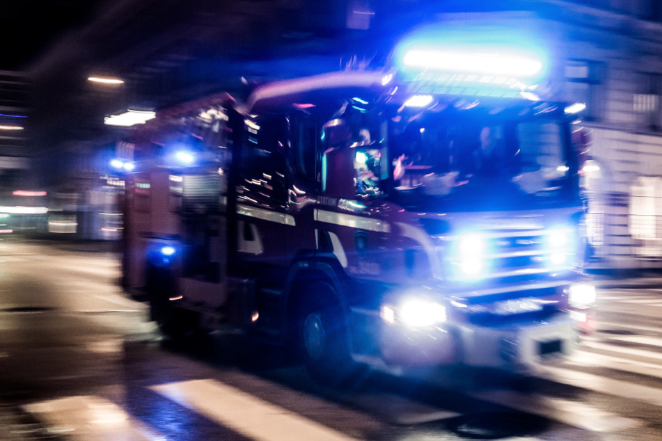 Magdeburg: Feuer in unbewohnter Wohnung sorgt für zwei Verletzte!